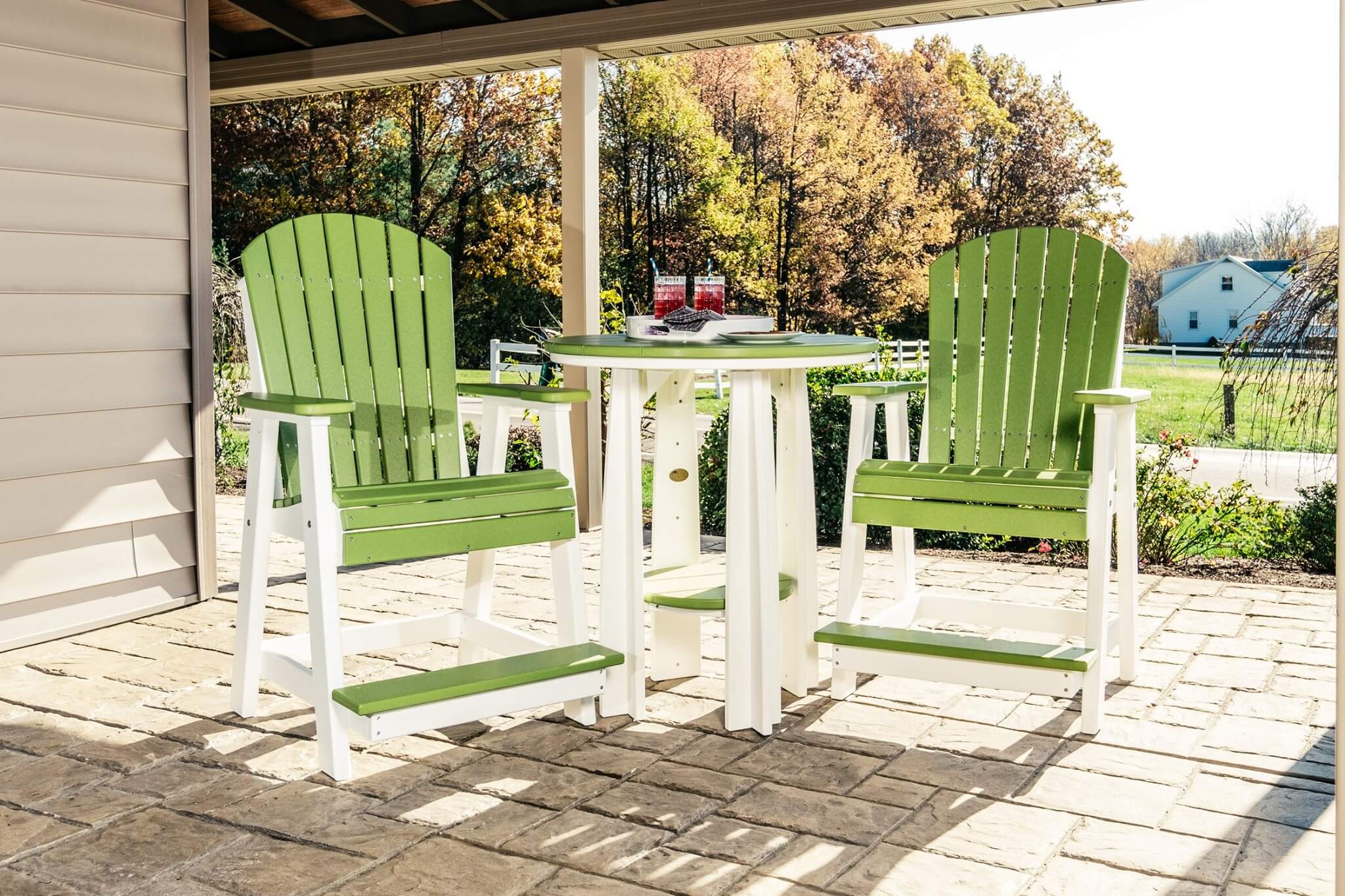 Read more about the article Why Poly High Density Polyethylene (HDPE) Outdoor Furniture is Better than Aluminum Outdoor Furniture?